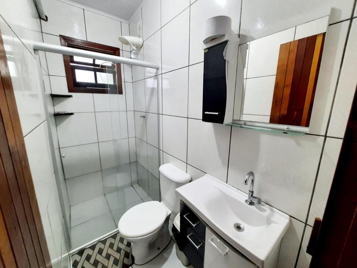 827 Chale Pe Na Areia, Completo Na Praia Do Estaleiro Em Ubatuba - 1 Dormitorio, 1 Banheiro, 1 Vaga De Garagem Kültér fotó